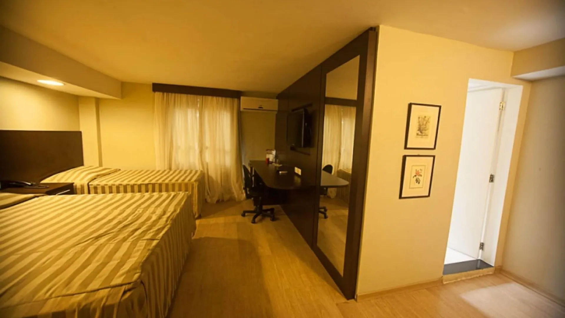 Hotel Plaza Apolo Sao Paulo 3*,